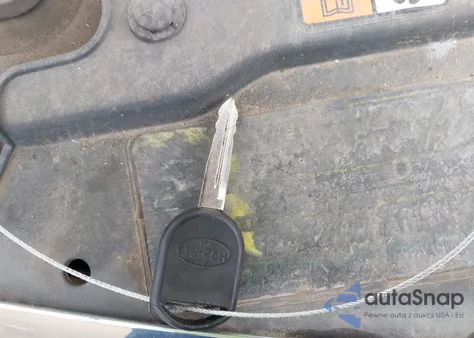 2008 Ford Focus Se/Ses from USA, damaged, VIN 1FAHP35N78W217743